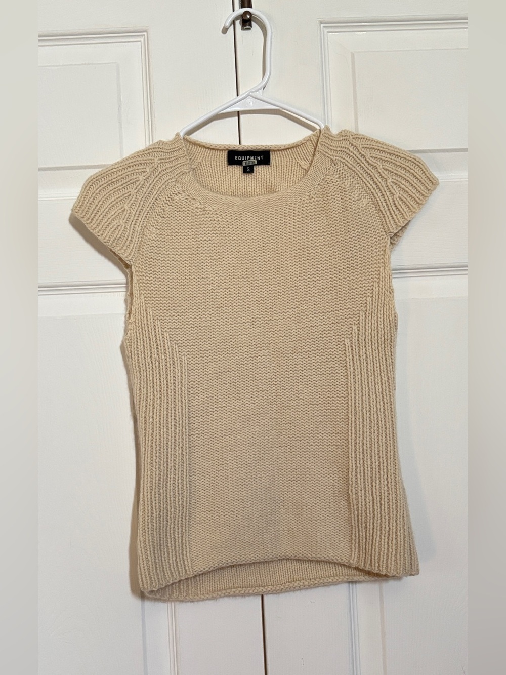 Equipment Women’s S 100% Cashmere Knit Short Sleeve Sweater Beige Cream